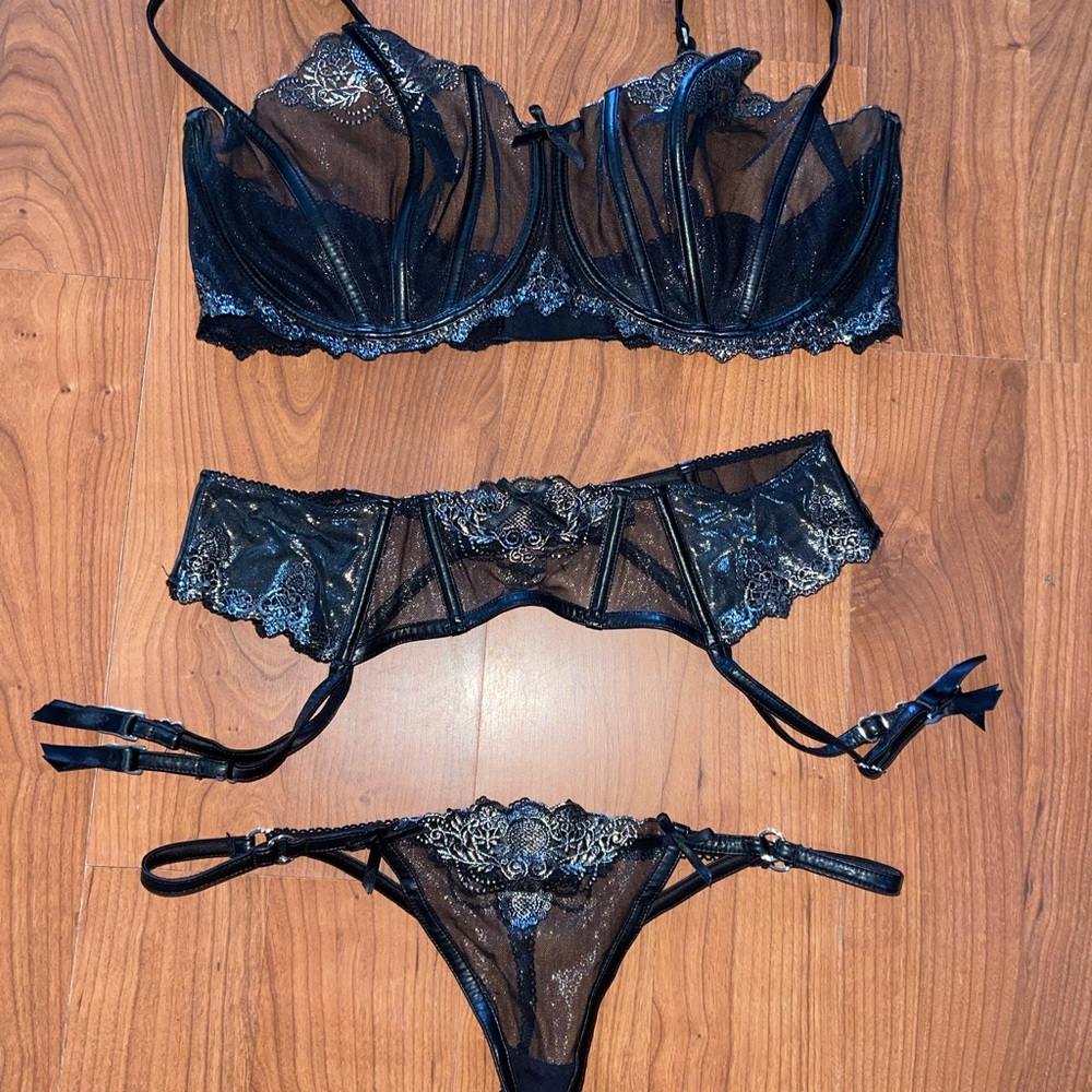 Honey Birdette Natalie Black 38G L/L Rare